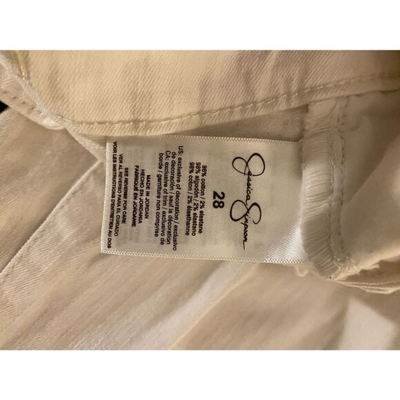 Jessica Simpson white distressed jeans forever rolled ankle size 28 - Picture 6 of 10